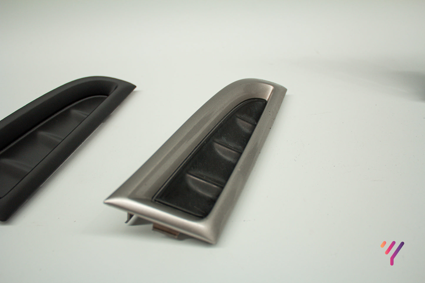 Bumper Side Vent Trim - Subaru Hawkeye (Pair)