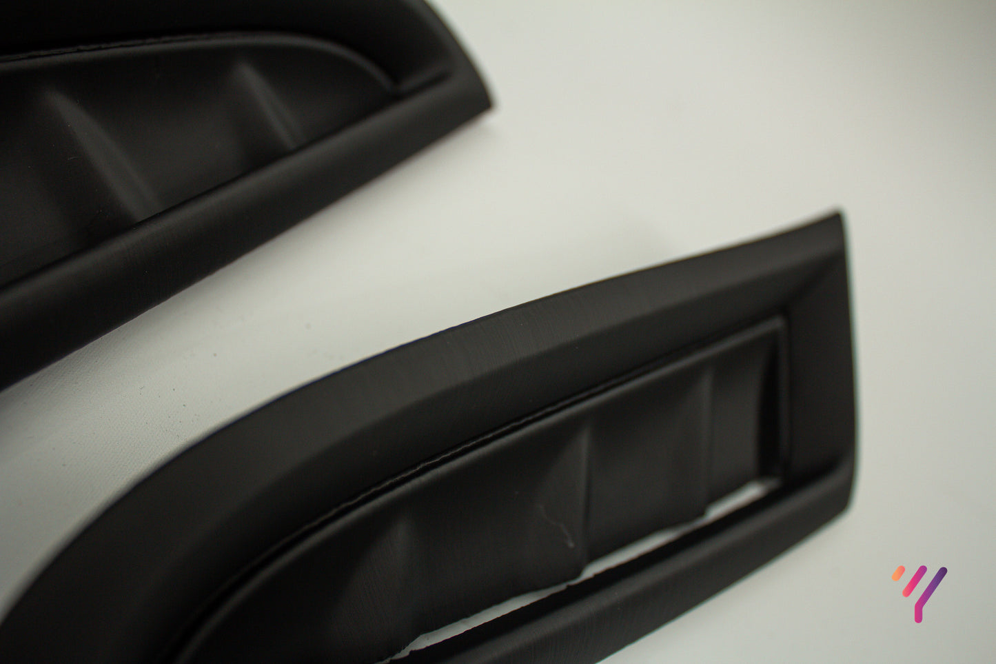 Bumper Side Vent Trim - Subaru Hawkeye (Pair)